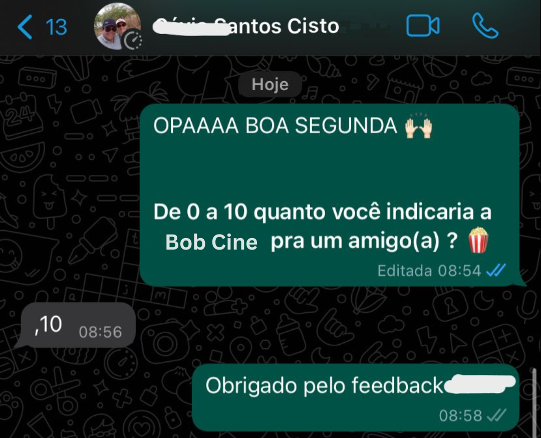 Foto de um cliente satisfeito com o CineFlic