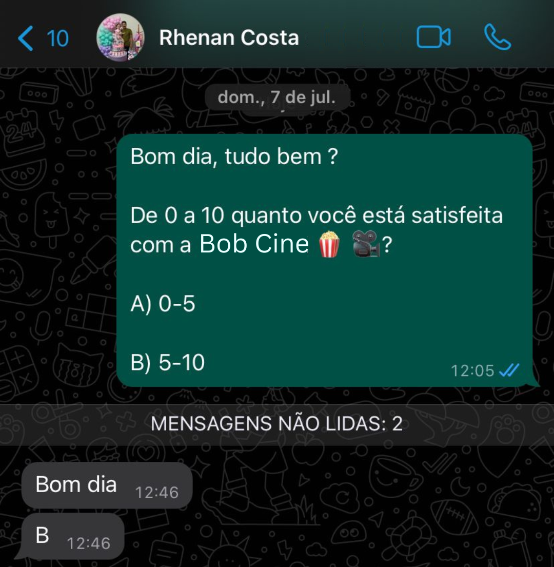 Foto de um cliente satisfeito com o CineFlic